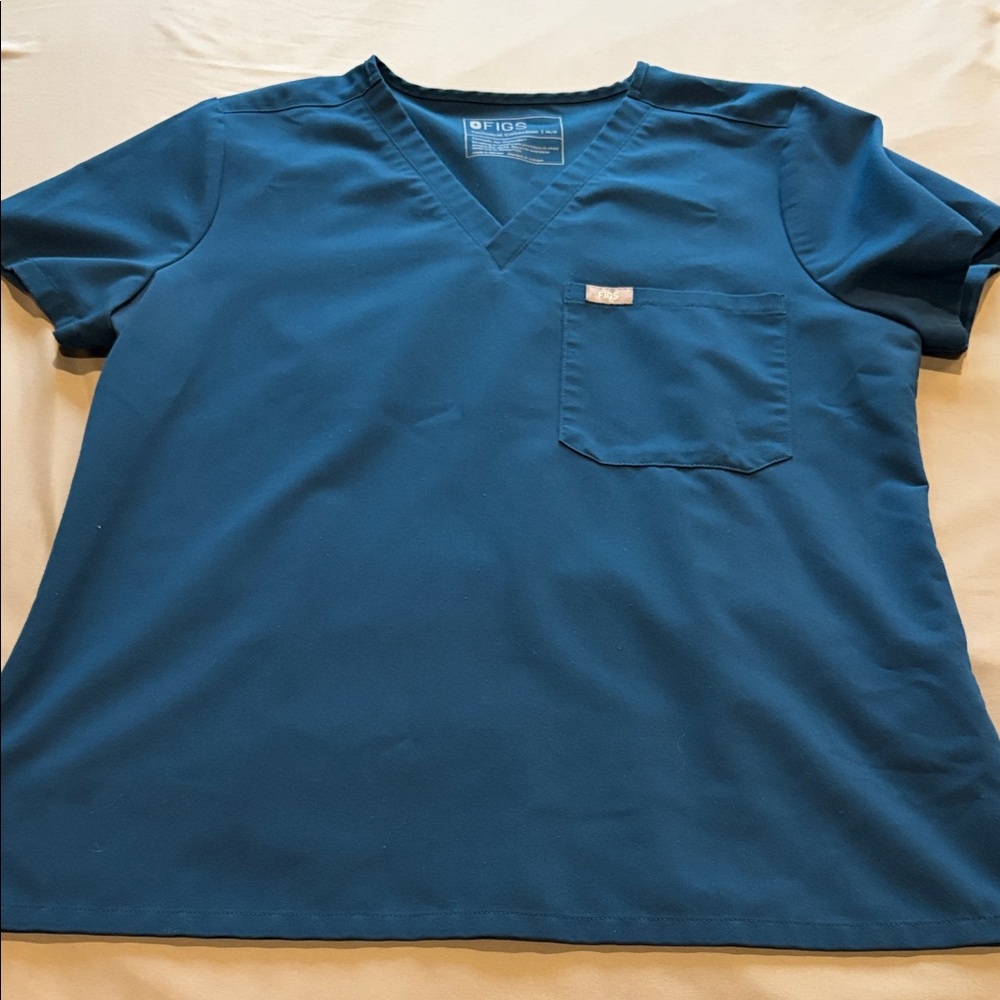 Women’s figs set. Caribbean blue